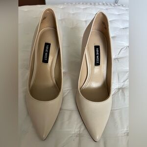 Nine West beige cute heels